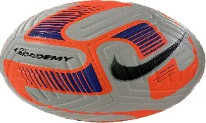 Nike Academy 5 Numara 440 gr Doğal Yüzey